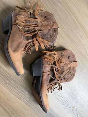 Dingo boots